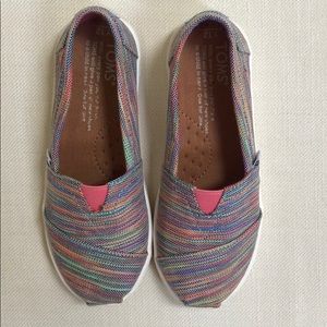 Toms Shoes - BRAND NEW Multicolor Classic TOMS Toms Shoes - BRAND NEW Multicolor Classic TOMS